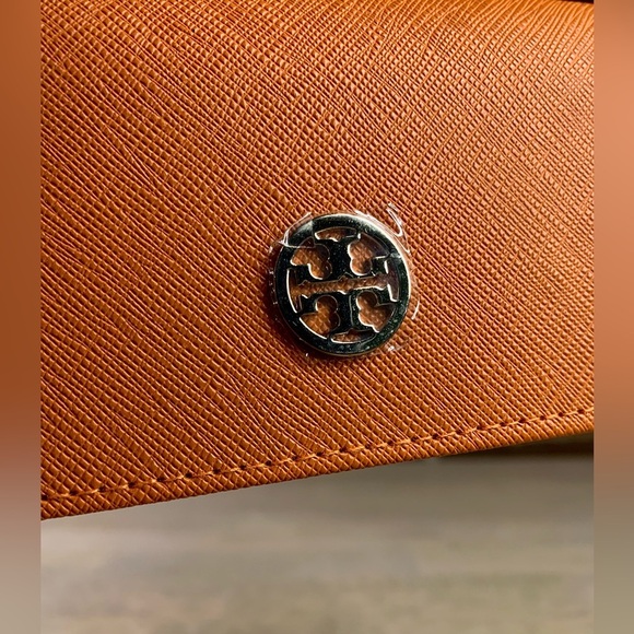 Authentic‎ Tory Burch Eyeglasses
Sunglasses Clamshell Semi Hard Case
Orange - Picture 7 of 9